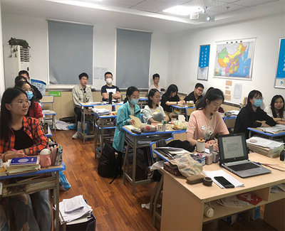 藝術生文化課提分不止于備考，一場從合肥佰加到長豐的文化蛻變之旅